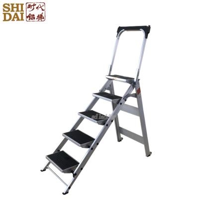 China Folding Ladders Aluminum Foldable Ladder /Five Steps Aluminum Telescopic Extension Ladder With Handrail for sale