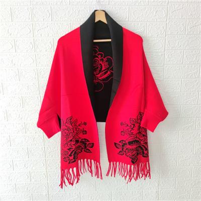 China Wholesale Breathable 2022 Lady Women Autumn Winter Fashionable Jacquard Knit Floral Flower Sweater Wrap Cape Shawl for sale