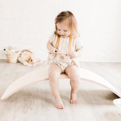 China Bodybuilding Fitness Montessori Toddler Wooden Shimmy Yoga Curvy Educational Play Toys Balance Board for Kids Activity Gym Toys for sale