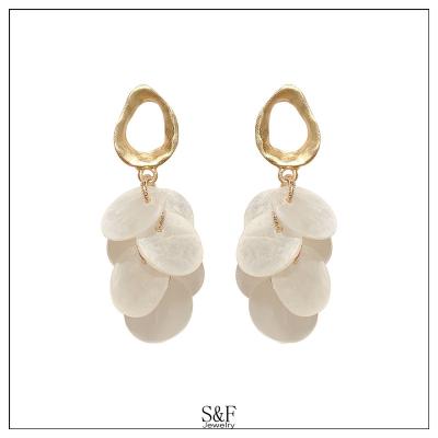 China Wholesale CLASSIC Shell Simple Latest Hanging Fashion Tassel Around Earring Designs for sale