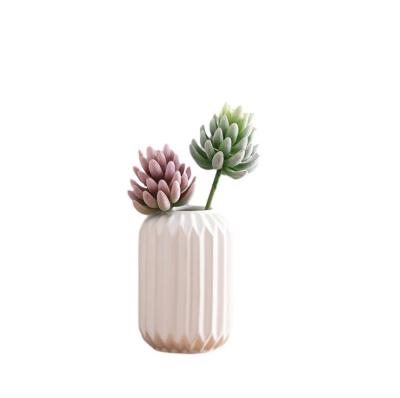 China Newest Sale Large Handmade Ceramic Vase Centerpiece Clay Vase Ceramic Vases for sale