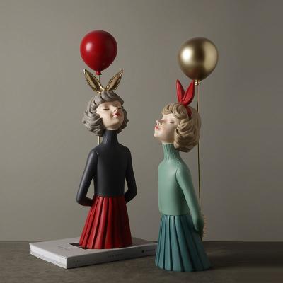 China Creative China Bubble Girl Standing Character Sculpture Resin Artwork Statue Resin Crafts For Wedding Anniversary Gift for sale