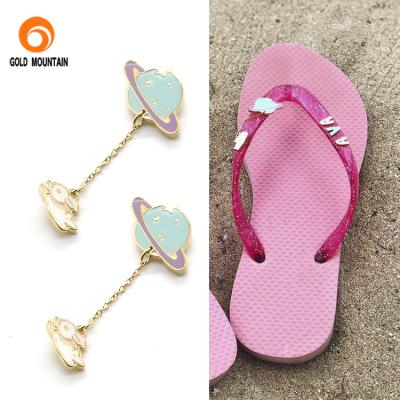 China Hot Selling Shoe Buckle Shoe Charm Remove To Screw Buckle Zinc Alloy Accessory And Decoration Shoe Lady Shoe for sale