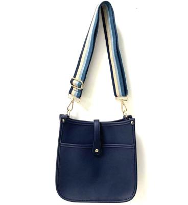 China 2020 New Comfortable Wholesale Ladies Navy Color PU Leather Cross - Comfortable And Durable PU Body Bag Bag With Top Popular Strap Options for sale