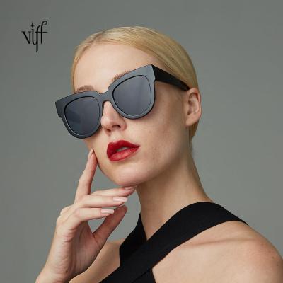 China Cat Eye Hot Sales Sunglasses VIFF HP18271 2020 Retro Women's Style Sunglasses With Model Show for sale