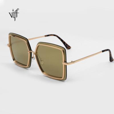 China Exquisite Metal Frame Square Fashion Sunglasses Unique Workmanship HM19170 China Shades Women Sunglasses for sale