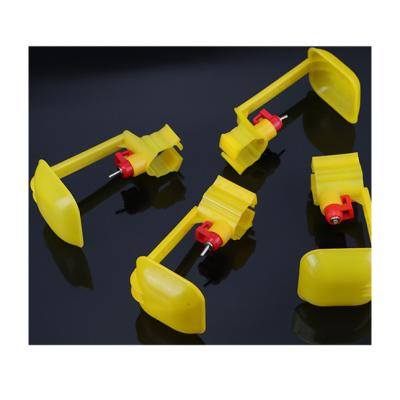 中国 Low price sale automatic chicken nipple drinker for poultry farm chicken waterer system 販売のため