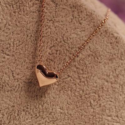 China Cheap Hot Selling LeYe Women Gold Heart Bib Cute Classic Link Chain Necklaces Pendant Necklace Jewelry for sale