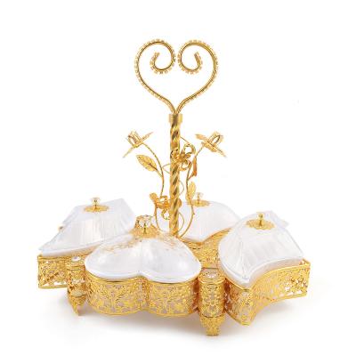 China Festively Decorated Rustic Christmas Ornament Christmas Gold Metal Candy Box for sale