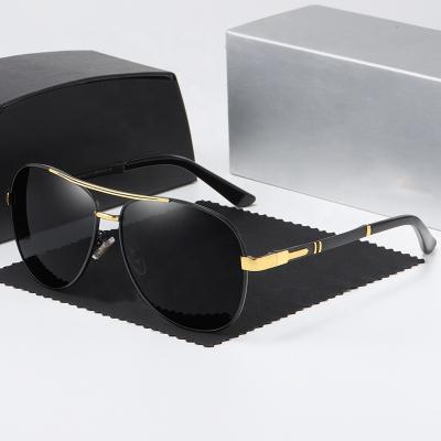 China 2022 fashion sunglasses new style men's fashion trend polarized sunglasses factory glass men's fashion sunglasses for sale