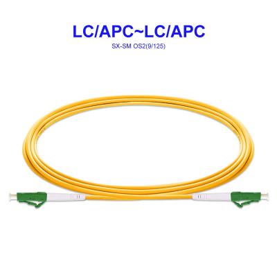 Chine Le mode unitaire optique OS2 à un noyau LSZH du tresse LC/APC~LC/APC de fibre adaptent aux besoins du client à vendre