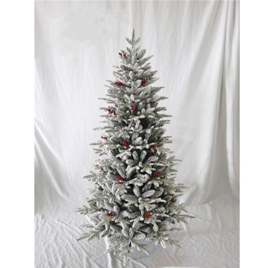 China 1.2m-3M Fruit Red Easy Assembly Popular Large Dense Assembled Artificial Christmas Tree Chirstmas Decor With Snow Home School Xmas Decorations for sale