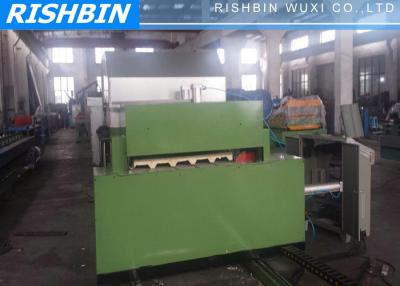 China 22 KW PU Sandwich Panel Production Line for Roof Panel, Roof Sheet Roll Forming Machine for sale