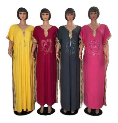 China 2021 Casual Wear Dubai And Comfortable Abaya Plus Size Diamond Embroidery Islamic Clothing Maxi Dress For Muslim Women for sale