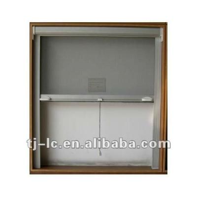 China 130X160CM Vertical Roller Mosquito Rolling Screen Window for sale