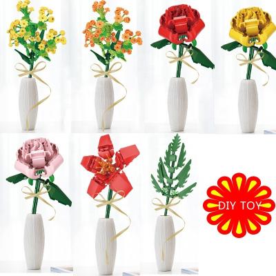 China DIY Toy Rose Flowers Bouquet Building Kit Set Plastic Brick DIY Building Blocks for sale