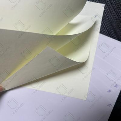 China Uncoated  Offset Paper Printing Creamy Offset Paper Cream  Color For  Textbook for sale