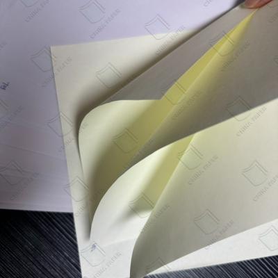 China 50GSM-120GSM Uncoated Woodfree Creamy / White Offset Paper Made In China for sale