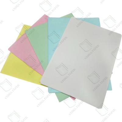 China 100% Virgin Carbonless Paper NCR Paper 55gsm Blue Image In Different Color For Waybill Or Receipts for sale