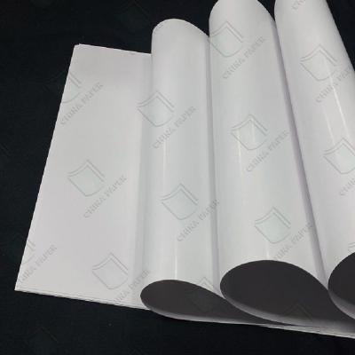 China C2S-beschichtetes glänzendes Kunstpapier für den professionellen Druck zu verkaufen