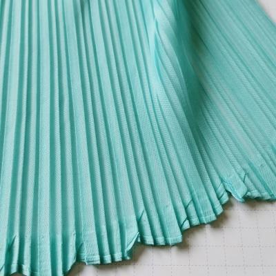 China Plain Wholesale Breathable Pleated 100% Polyester Skirts Fabric With Pleats Decoration for sale