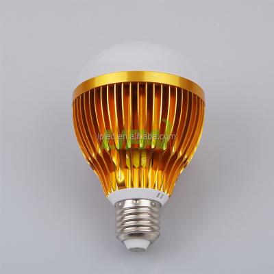 China Hotel LED Light Source 12W E12 E14 E26 E27 Golden Color CE RoSH Approved Led Bulb for sale