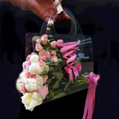 China Recyclable Tiktok Hot Selling Wholesale Square Small Size Pvc Transparent Plastic Flower Bag Clear Gift Flower Bouquet Bag With Handle for sale