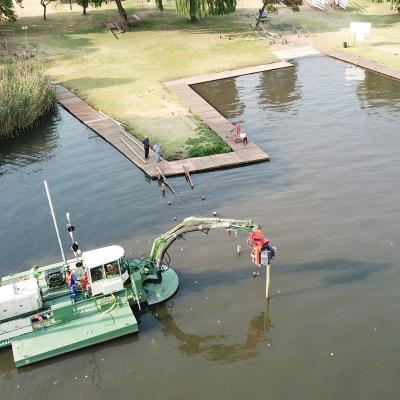 China Hydraulische aandrijving Amfibische zandbad voor rivier aangepaste prestaties en functie Te koop