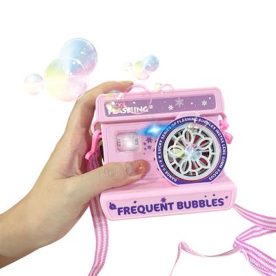 China Amazon Retro Plastic Hit Bubble Camera (Pink Blue) for Kids Outdoor Plastic Magic Wand Bubble Toys Bubble Fan Toys for sale