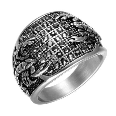 China Hiphop Design Unique Male Male Cool Scorpion Joint Ring Stainless Steel Gold Scorpion Rising Black Crystal Punk Ring for sale