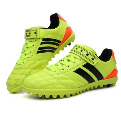 China Trend waterproof children's fashion football sports shoes in big brand children's sports shoes training shoes for sale