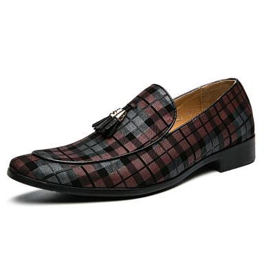 China Breathable shoes store 2021 men's slip on elegant shoes and Oxfords wedding luxury leather business plaid elegant shoes for sale