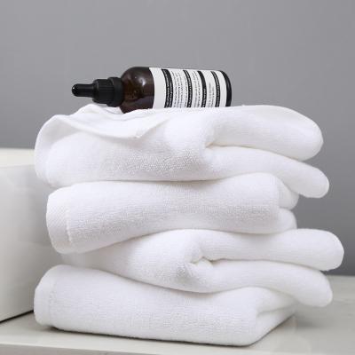 China Luxury High Quality White Hotel Hypoallergenic 300T Cotton Hand Face Bath Towels White Towel Set With Logo for sale