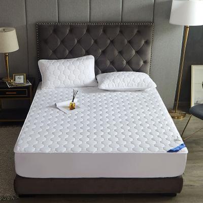 China Wholesale Custom Logo Waterproof Cotton Quilted Bedspread Cotton Hotel King Size Quilted Bedspread for sale