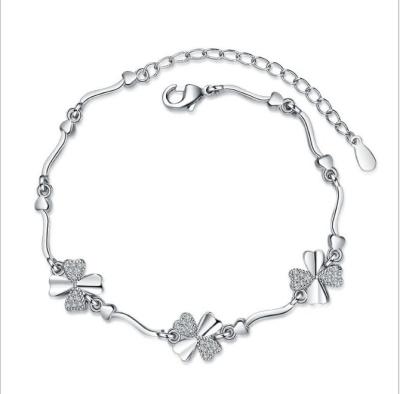 China FASHIONABLE Hot Selling Jewelry Bracelet Lucky Ladies Four Leaf Clover Silver Plated Bracelet for sale