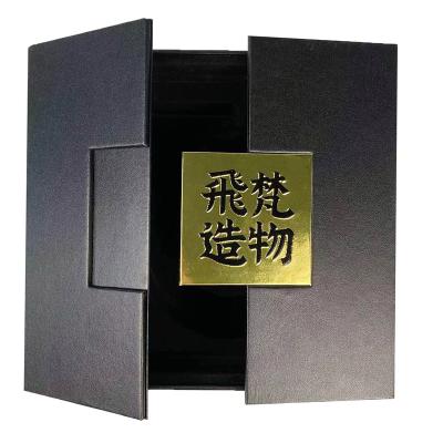 China Gift & Craft customize logo plain packaging jewely box with black velvet bracelet for sale