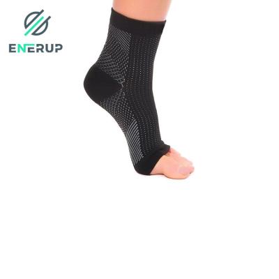 China Quick Dry Short Men'S Compression Socks For Swollen Feet And Ankles for sale