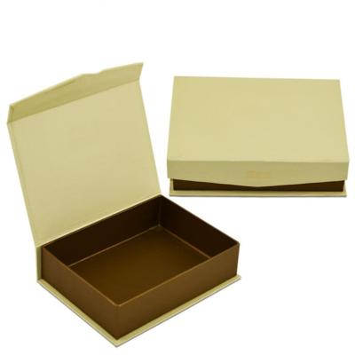 China Custom Recycled Materials Matte Printing Paper Packaging Boxes Luxury For Clothes Magnetic Flip Lid Gift Box for sale