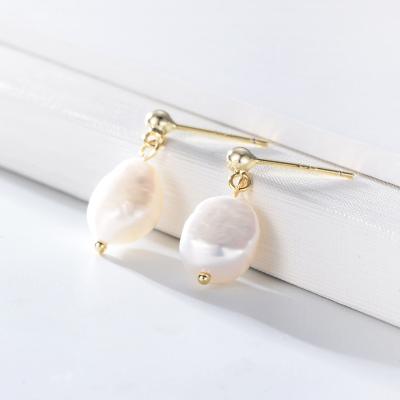 China Lead Free Nickel Free Fashion Silver 925 Sterling Gold Beautiful Genuine Baroque Freshwater Pearl Earrings For Women for sale