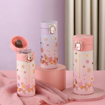 China PORTABLE Gradient Outdoor Vacuum Flask Leakproof Personalized Personalized Drinking Reusable Double Wall Insulated Water Bottles Stainless Steel for sale