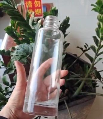 China 500 ml ronde waterbeker met deksel van roestvrij staal en gewoon wit materiaal Te koop