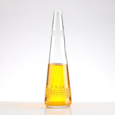 China Aluminum Plastic PP Collar Material 400ml Glass Liquor Bottles with Screw Cap for sale