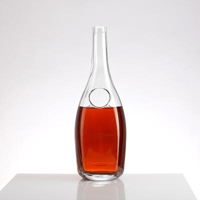 China Exquisite bleifreie Glasglas-Whisky-Dekanter und -Flaschen, ideal zum Geschenken zu verkaufen