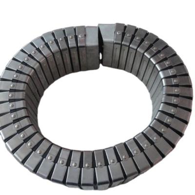 China Factory totally enclosed and nice looking duct shield stainless steel energy DGT type chain made by china supplier for sale