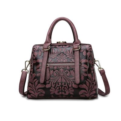 China Fashion Goods Using Delicate Low Price Girls Leather Handbags Designer Handbags for sale