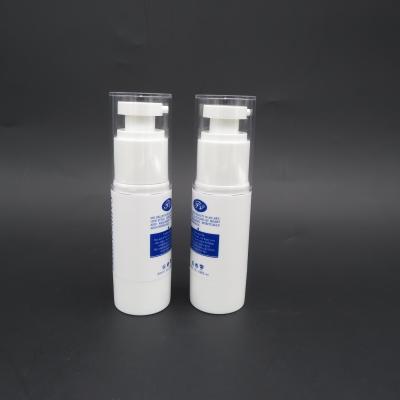 Cina Plastic pump lotion bottles 30ml white AS vacuum airless bottle in vendita