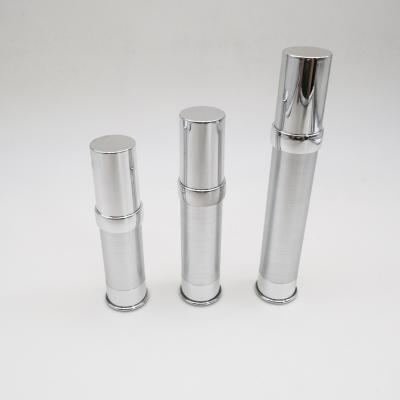 Cina Plastic pump bottles 15ml 20ml 30ml silver coating vacuum airless bottle in vendita