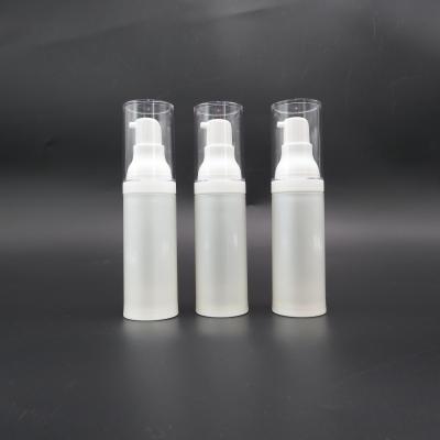 Cina Plastic pump bottles 30ml pearly-lustre white vacuum airless bottle in vendita