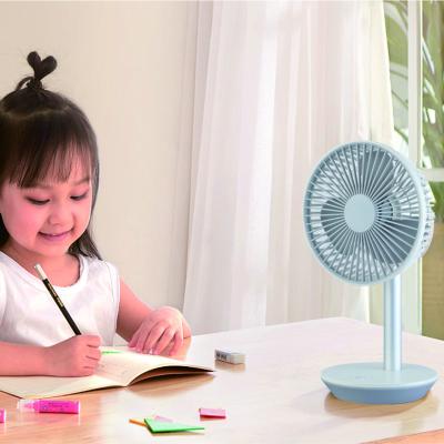 China Overload Protection Commercial Whole House Low Noise DC Cooling Portable Cheap Table Fan Stand Fan for sale