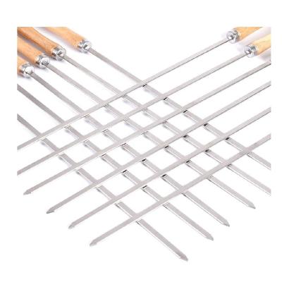 China Professional Supply Easily Cleaned 28 Inch Long Kebab Maker Steel BBQ Skewers With Handle for sale